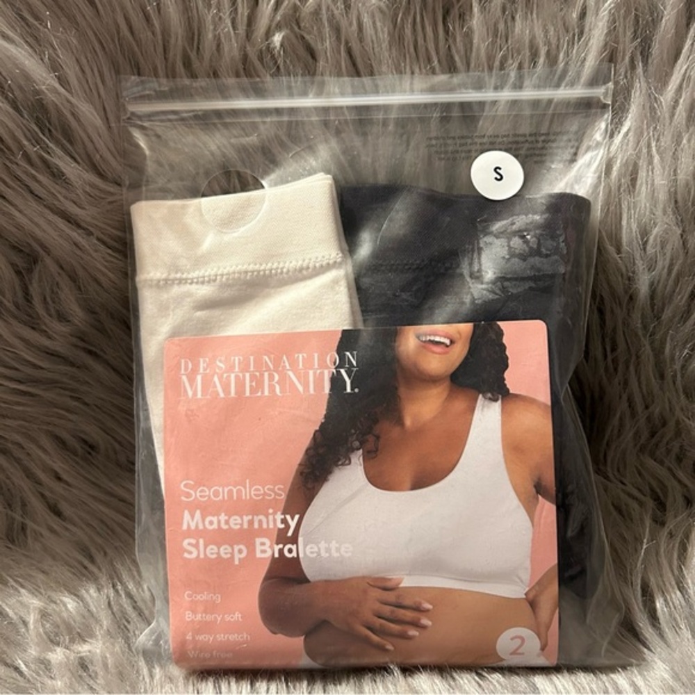 Destination Maternity Seamless Sleep Bralette Womens Size Small‎ Wireless 2 Pack
